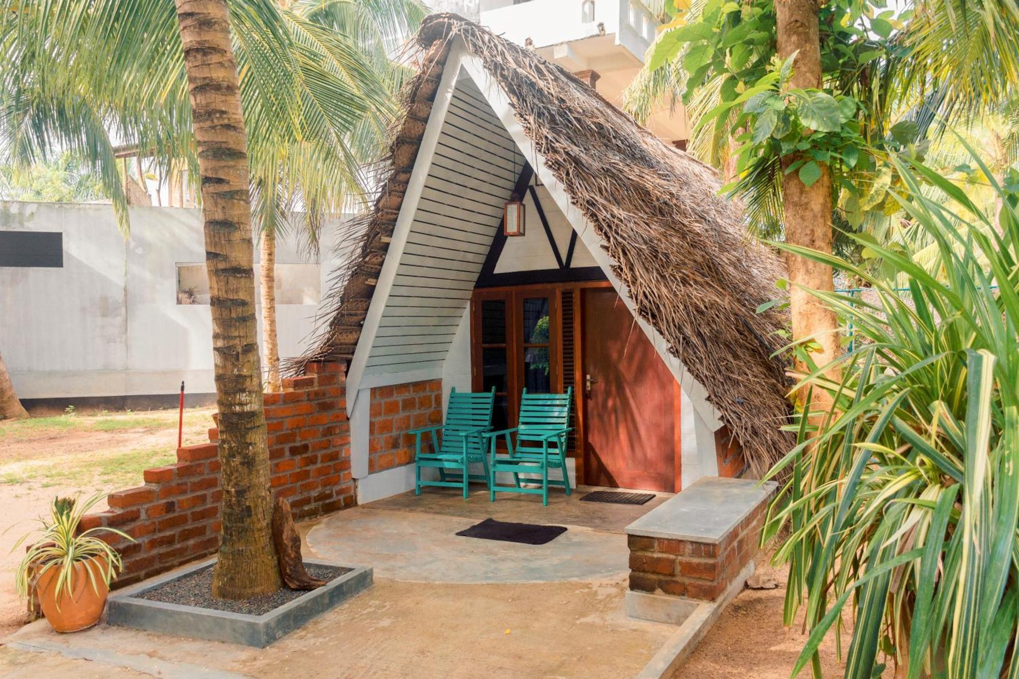 Harmony Beach Resort Tangalle Exterior photo