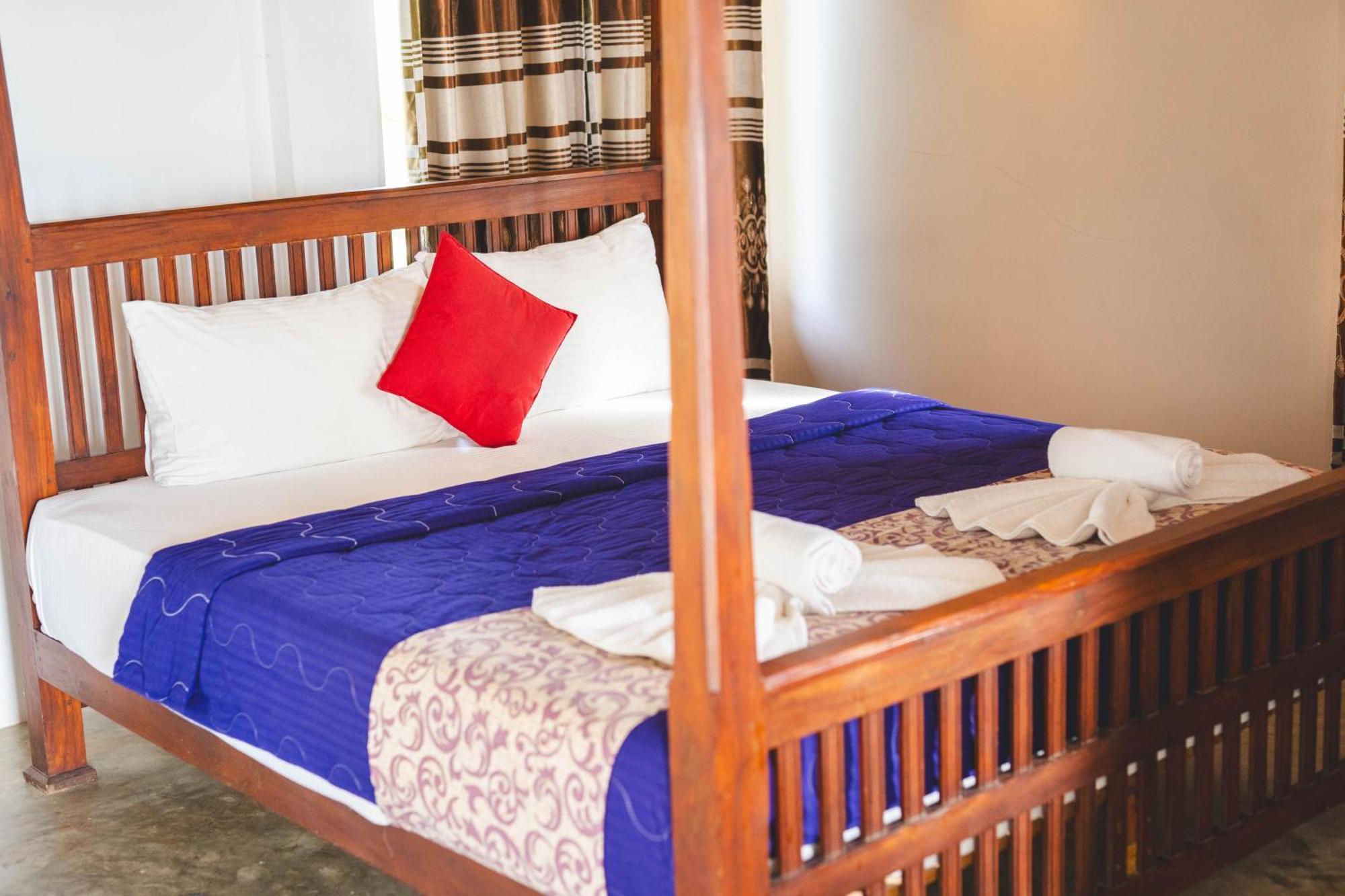 Harmony Beach Resort Tangalle Exterior photo